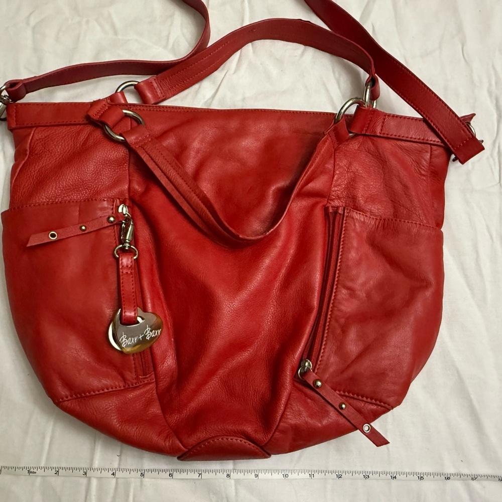 GUC Barr + Barr Red Leather Shoulder Bag